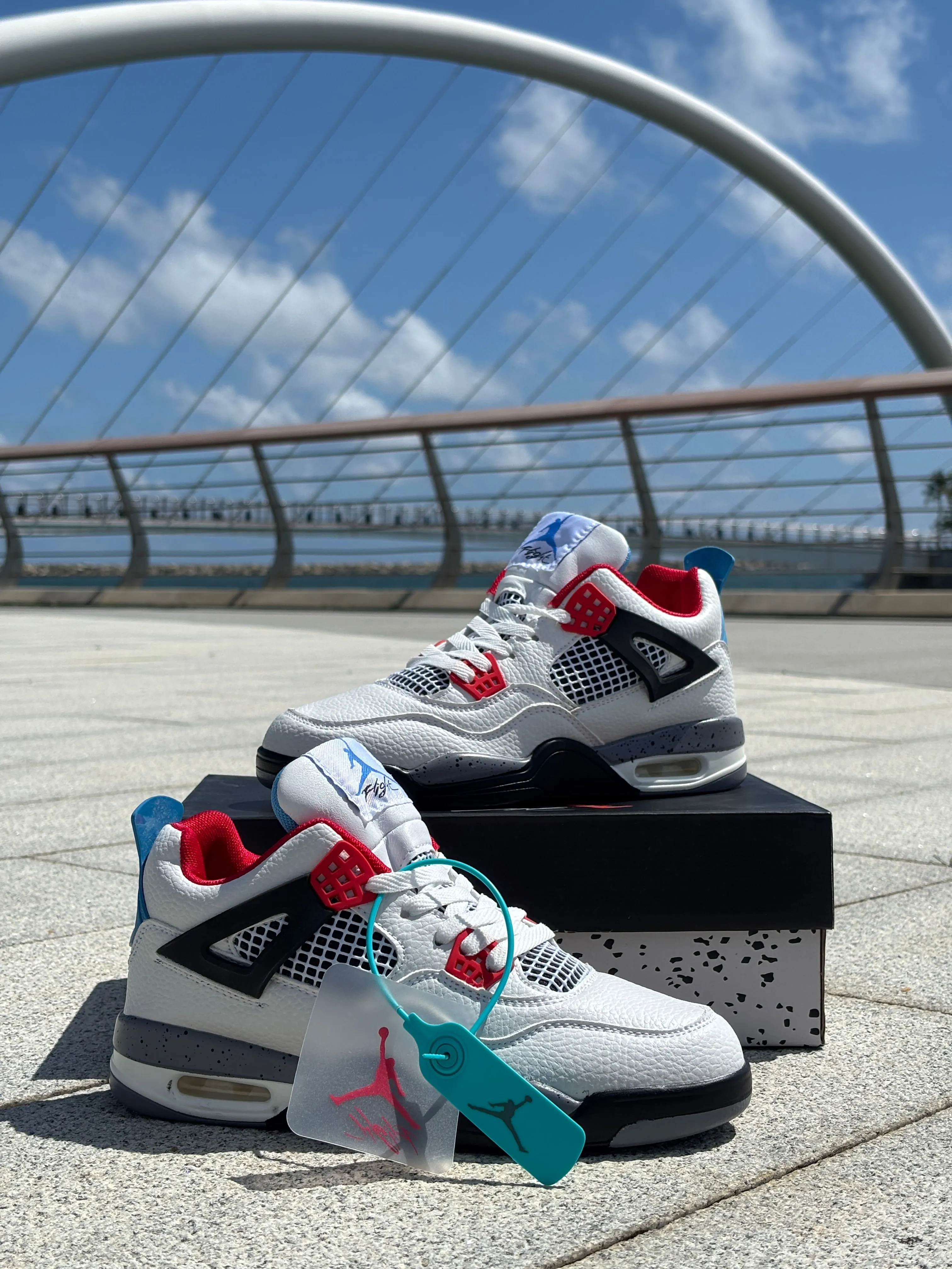 AIR JORDAN RETRO 4-WHITE