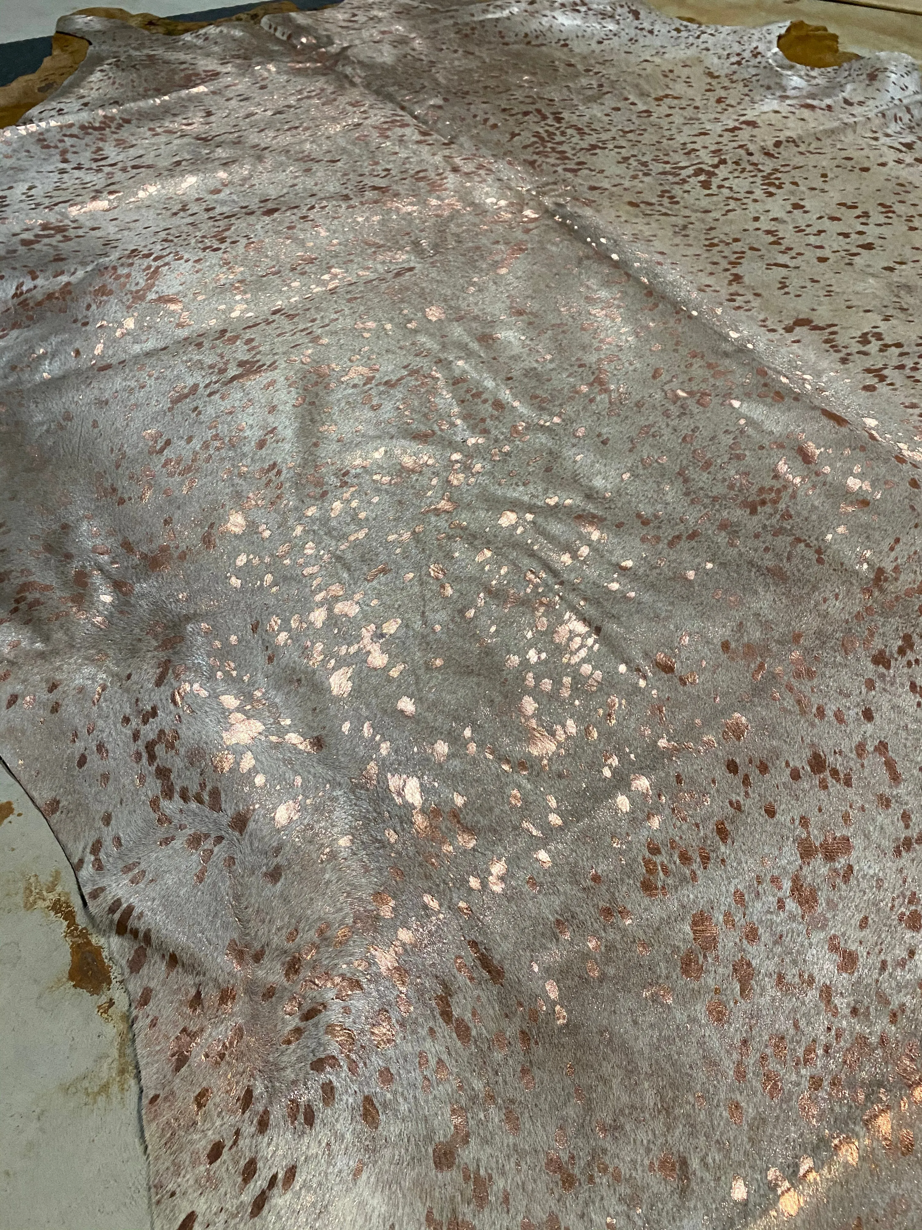 Champagne Devore Rosegold Acid Washed Premium Brazilian Cowhide, XL CH77DVN I