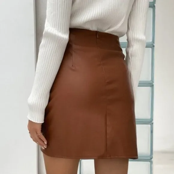 Chic camel Ruched Tulip Hem Vegan Leather Mini Ski