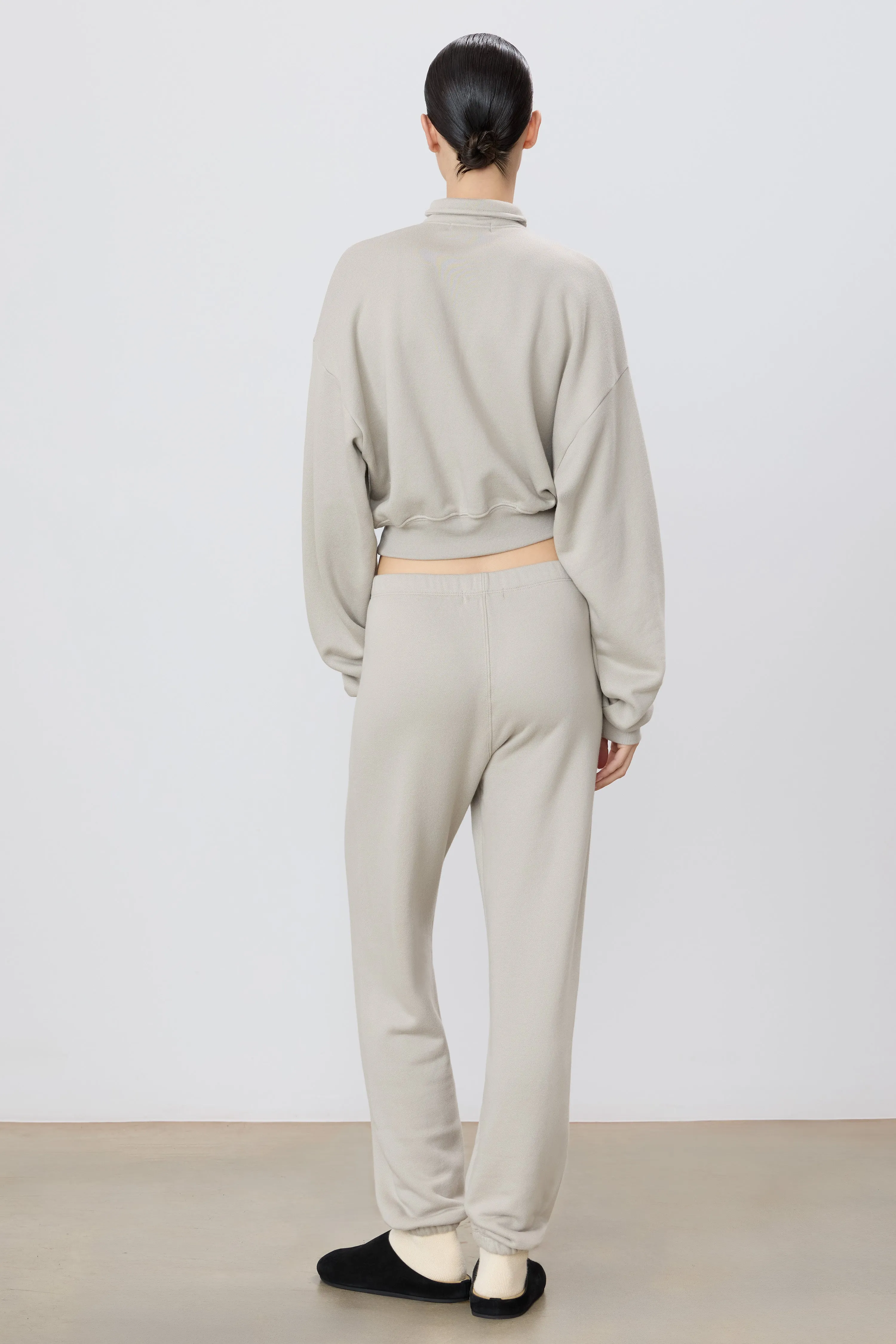 CLASSIC SWEATPANT