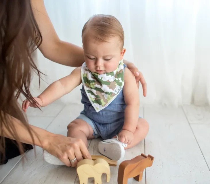 Copper Pearl Single Bandana Bib- Safari