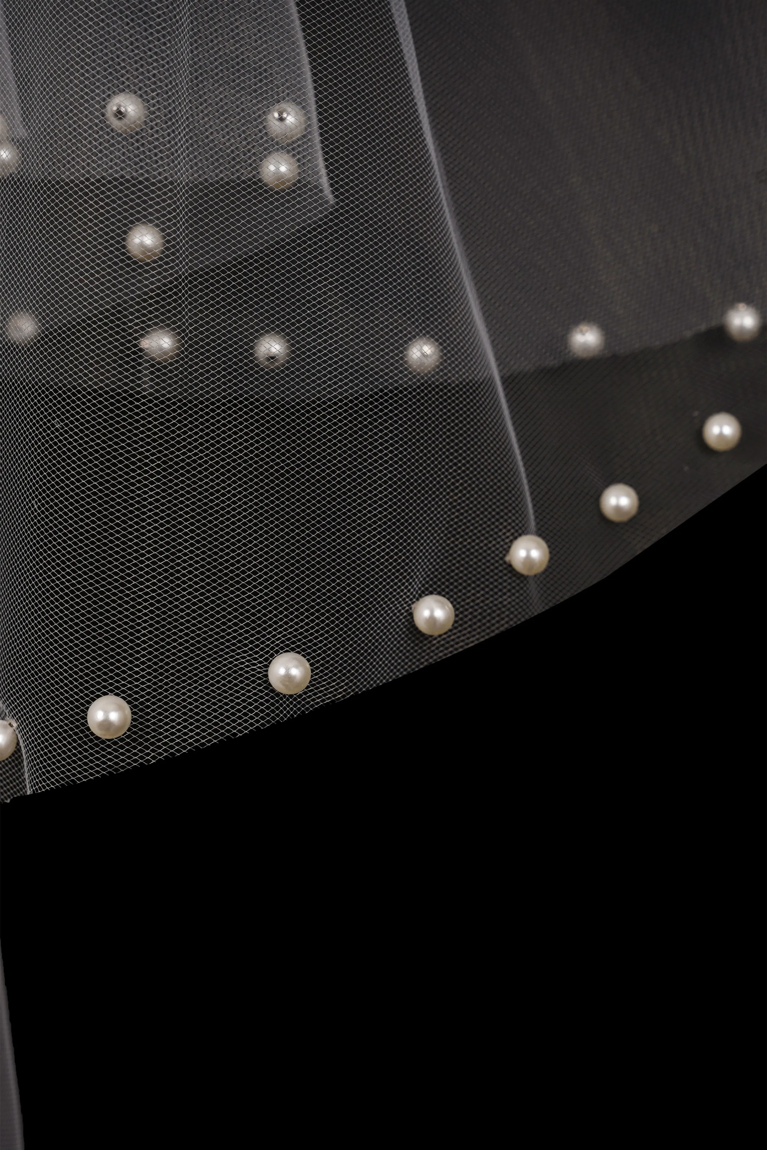 Cornelia Trendy With Pearls Wedding Veils