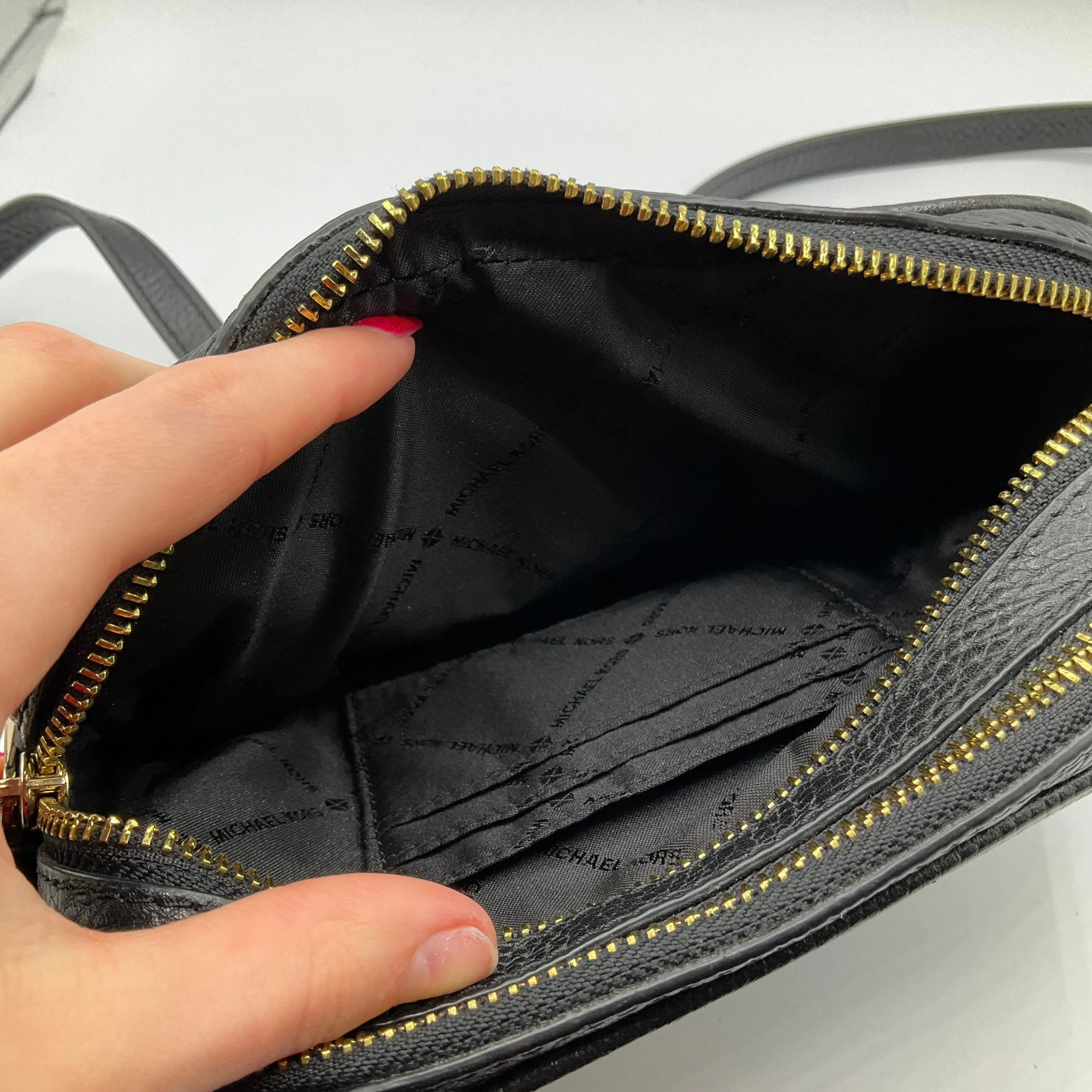 Crossbody Designer By Michael Kors  Size: Small