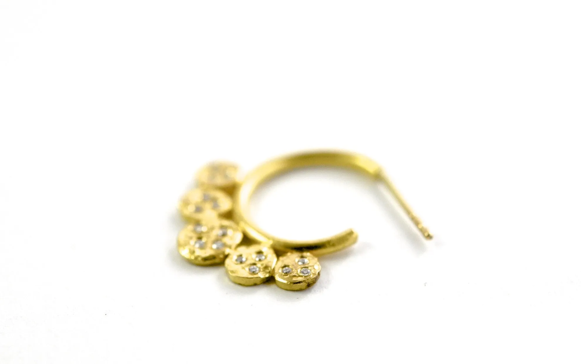 earrings / gold hammered  22k   diamonds hoops
