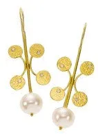 earrings / gold hammered 22k discs   diamonds   pearls