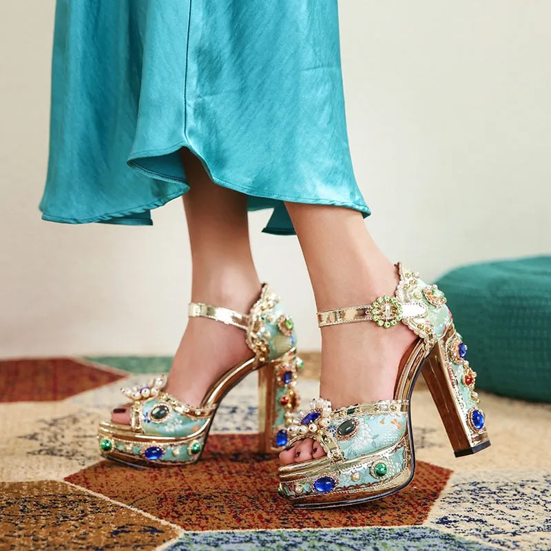 Embroidery Platform High Heel