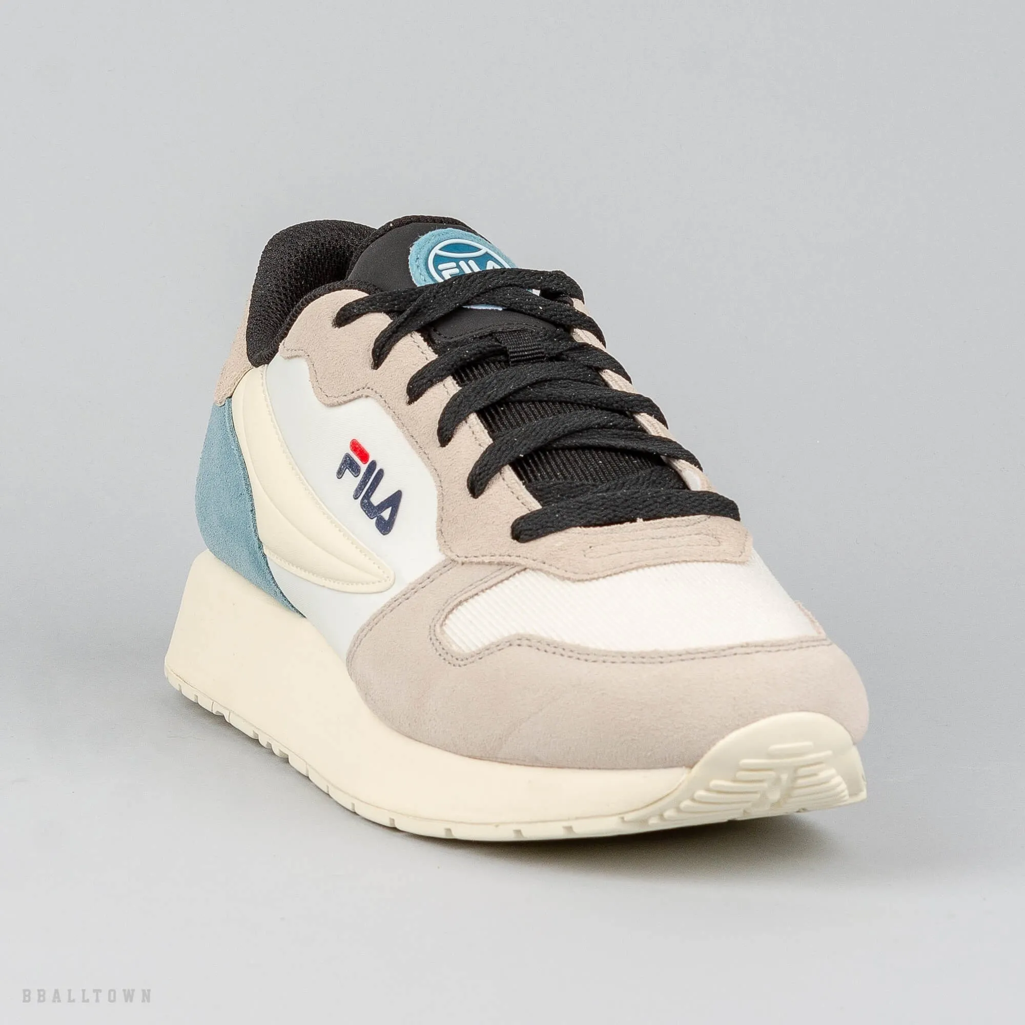 FILA RETROQUE QQ SNOW WHITE / CAMEO BLUE