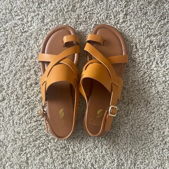 Franco Sarto Gia Wedge Sandal Sz 8.5 NWOB
