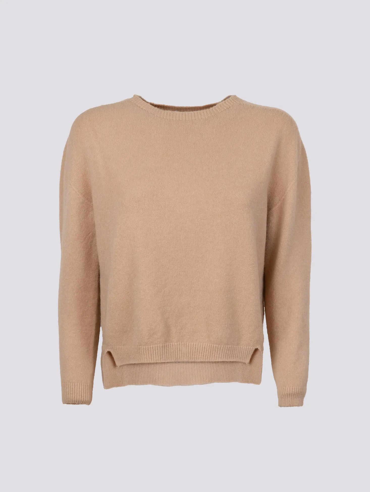 GIROCOLLO IN MAGLIA BEIGE CON MICRO SPACCHI LATERALI