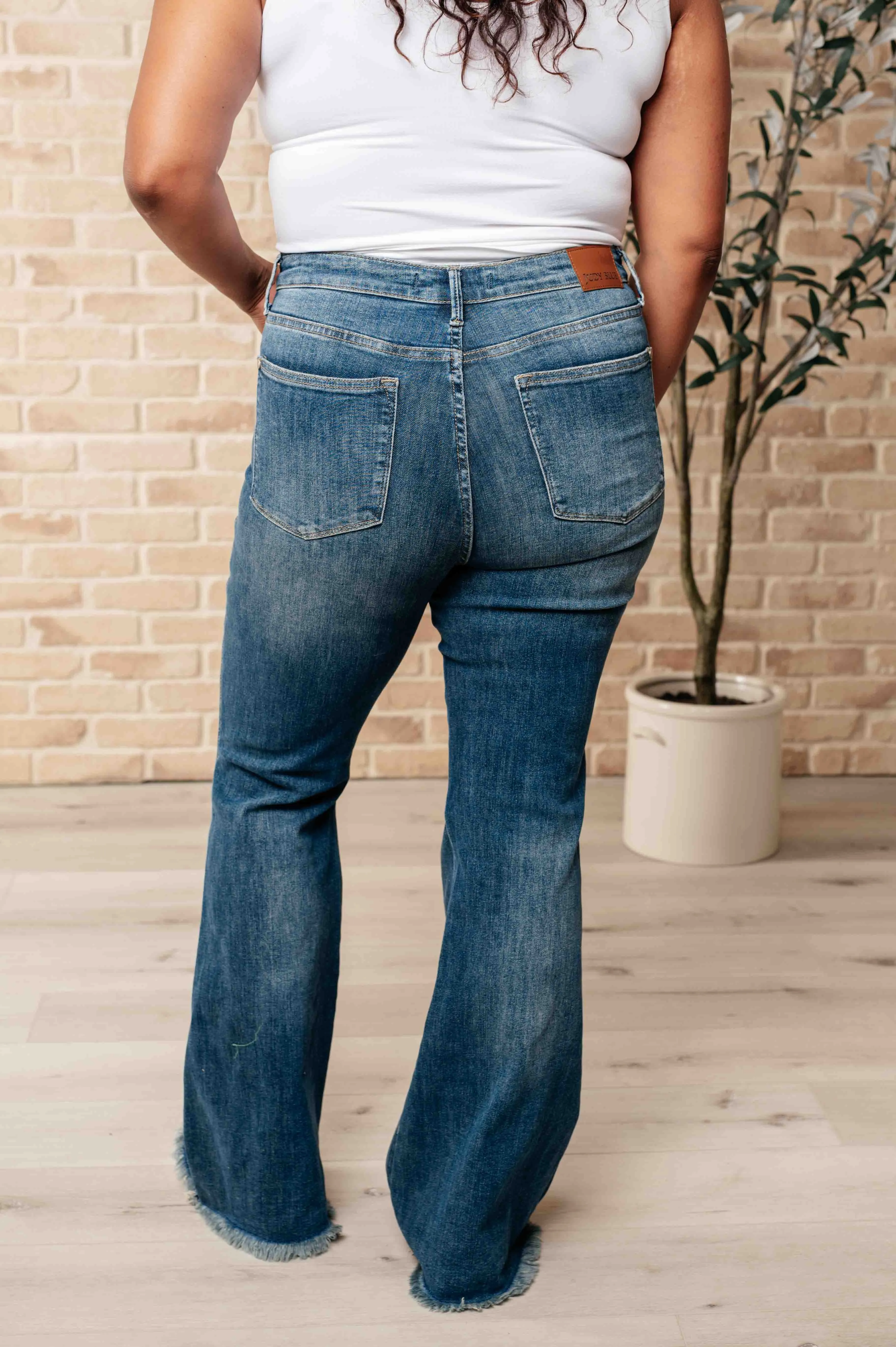 Judy Blue High-Rise Tummy Control Frayed Hem Flare Jeans
