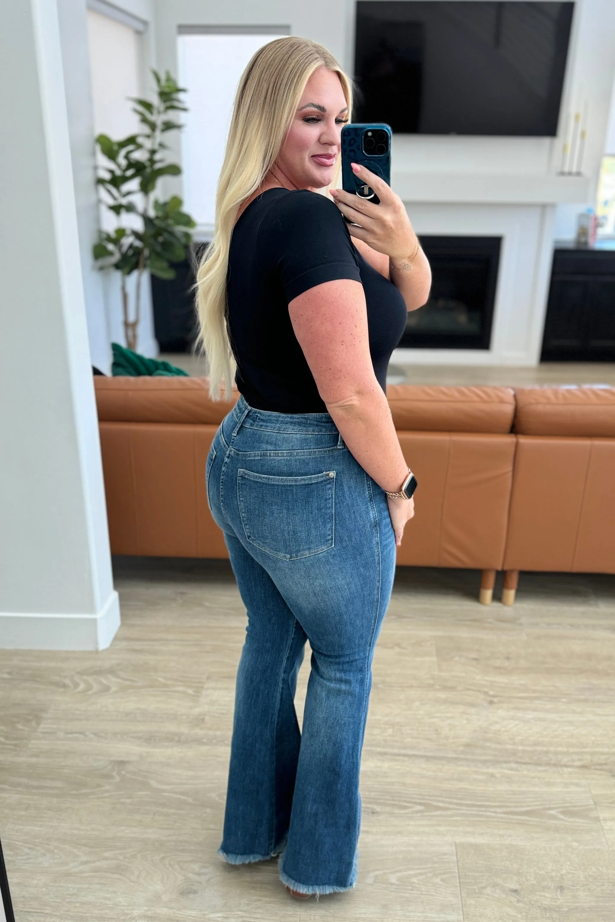 Judy Blue High-Rise Tummy Control Frayed Hem Flare Jeans
