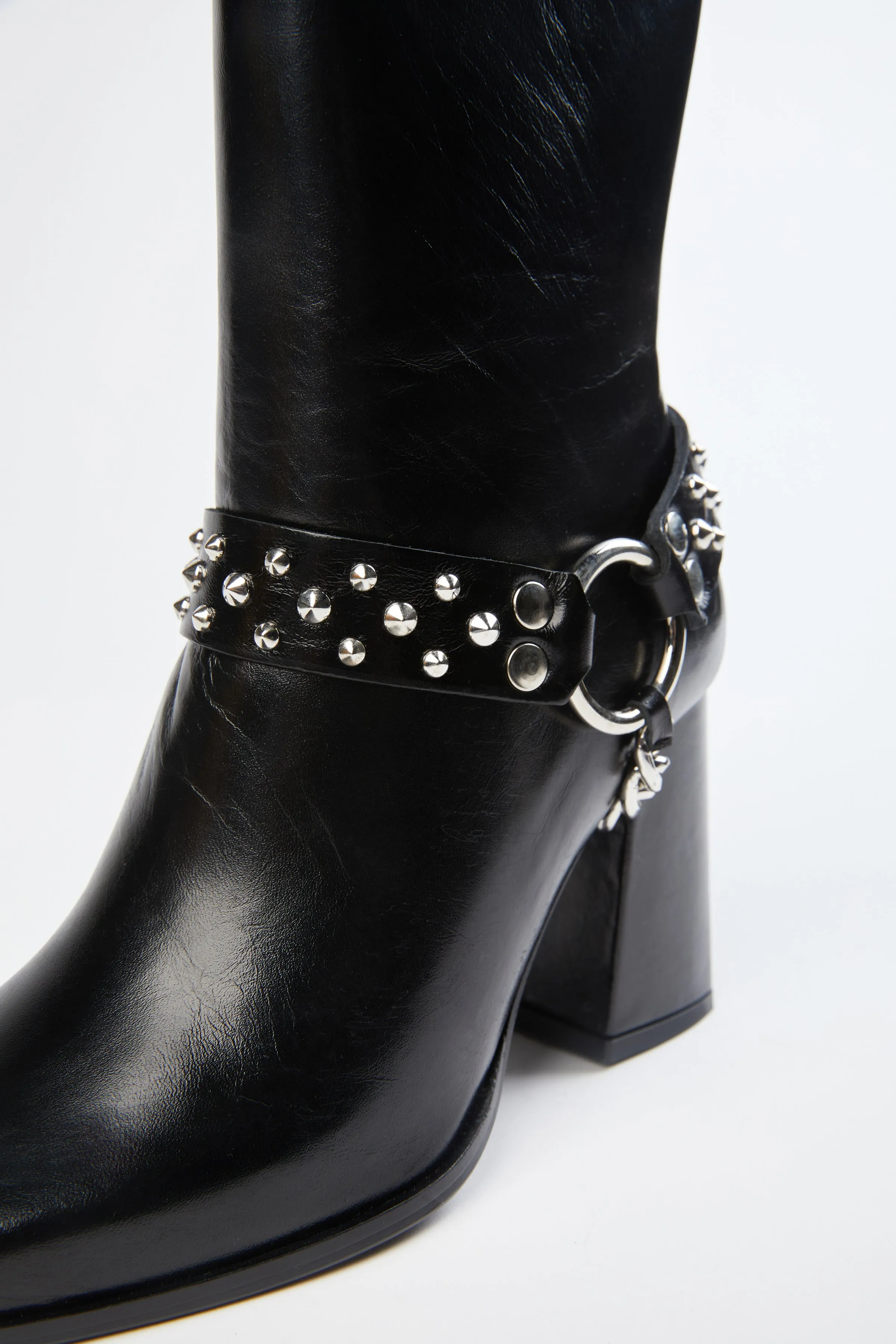LEATHER ANKLE BOOTS WITH REMOVABLE JEWEL