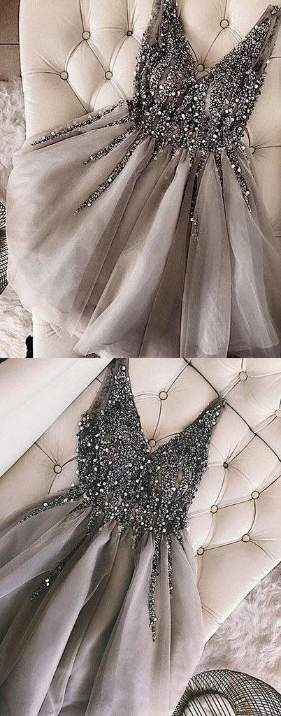 Luxurious Sequins Beaded V-neck Tulle Short Gray Homecoming Dresses HD0012