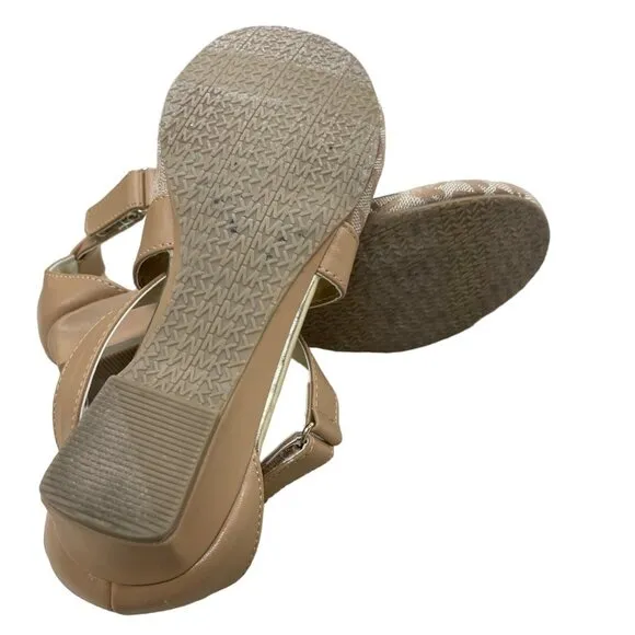 Michael Kors Girls Cross Strap small wedge heel size 3 SKU 1415