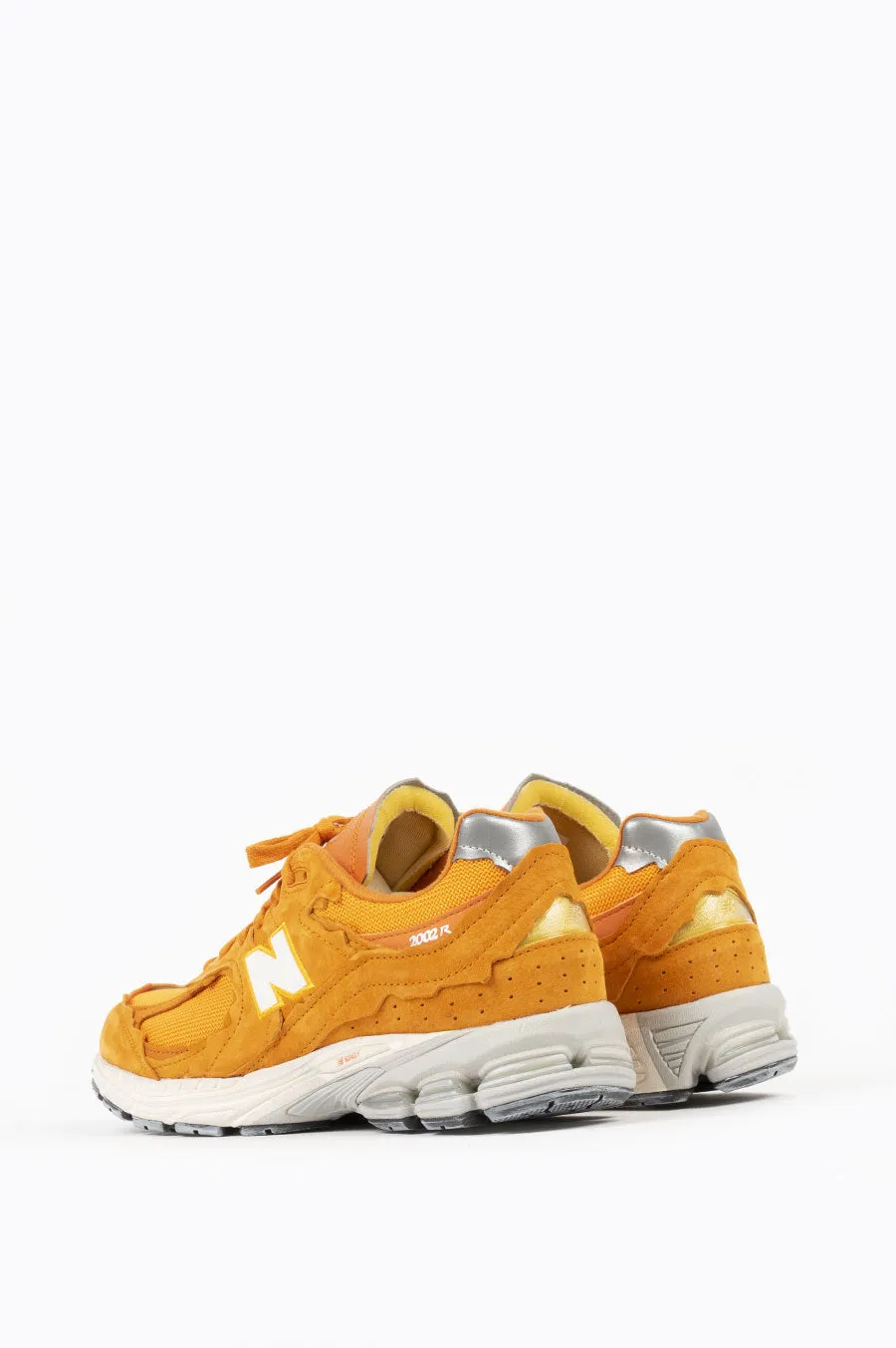 NEW BALANCE 2002 REFINED FUTURE ORANGE