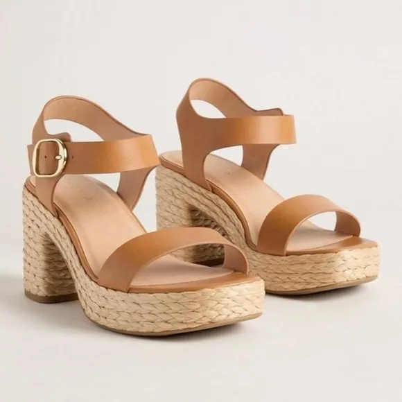 NWT TORRID Two Piece Platform Heeled RopeSole Sandal Size 10.5WW
