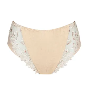 PrimaDonna Deauville Full Brief