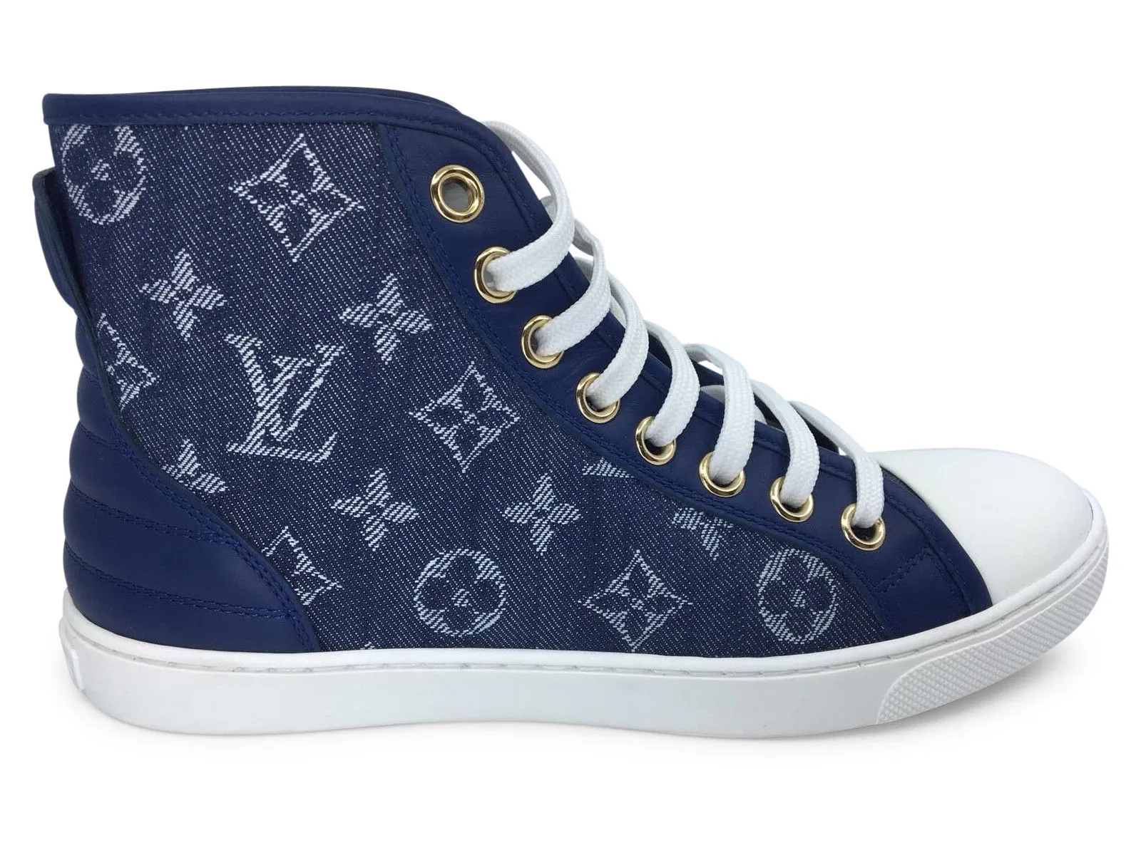 Punchy Sneaker Boot