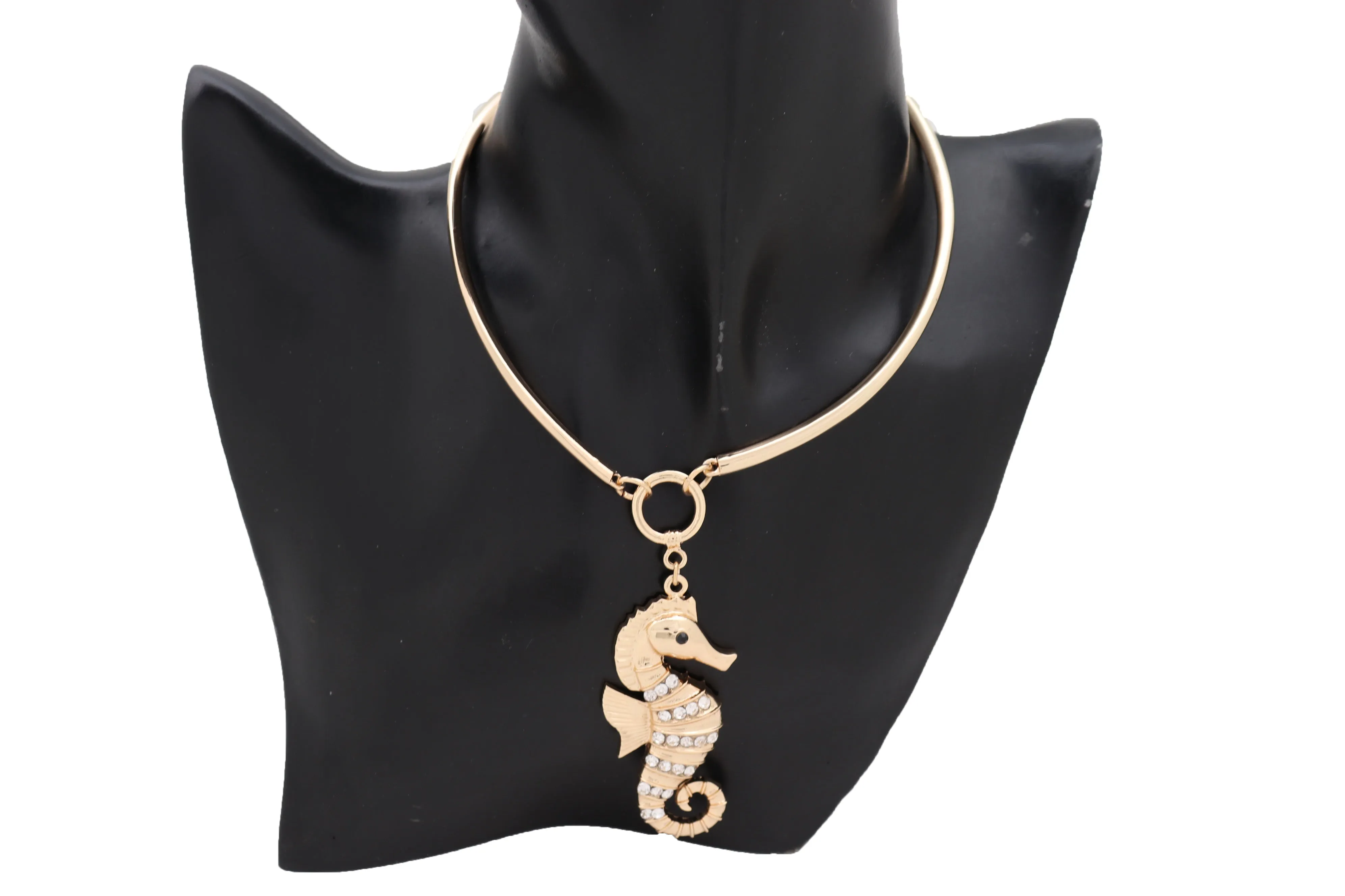 Short Necklace Gold Metal Set Sea Horse Pendant Charm