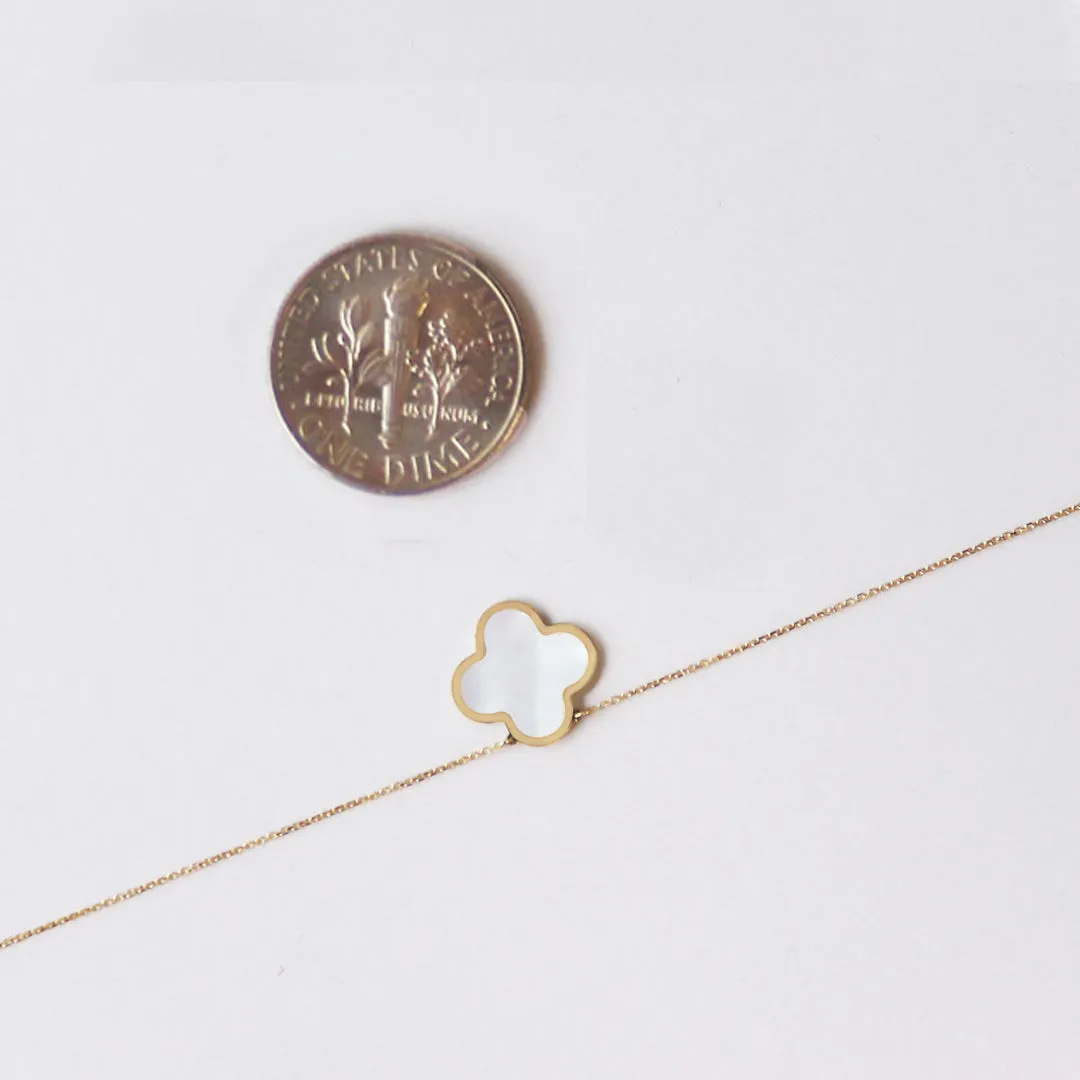 Small Mother of Pearl Single Clover Necklace