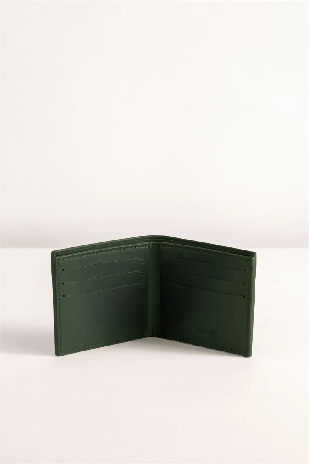 Tanned   I   Classic M Wallet      Dark Green  TO/MW-DG  I Leather Bag