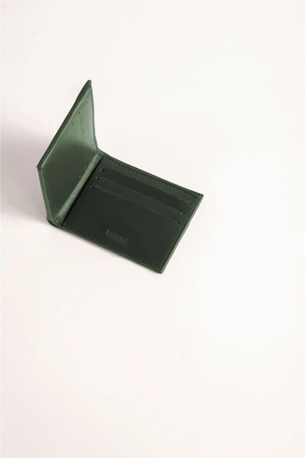 Tanned   I   Classic M Wallet      Dark Green  TO/MW-DG  I Leather Bag