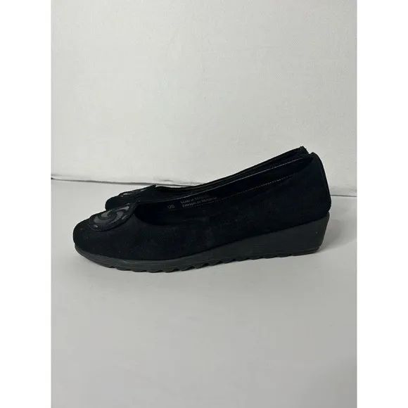 The Flexx Wedge Shoes EU 38 US 7 Medallion Black Suede Slip On