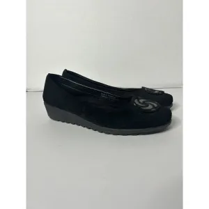 The Flexx Wedge Shoes EU 38 US 7 Medallion Black Suede Slip On