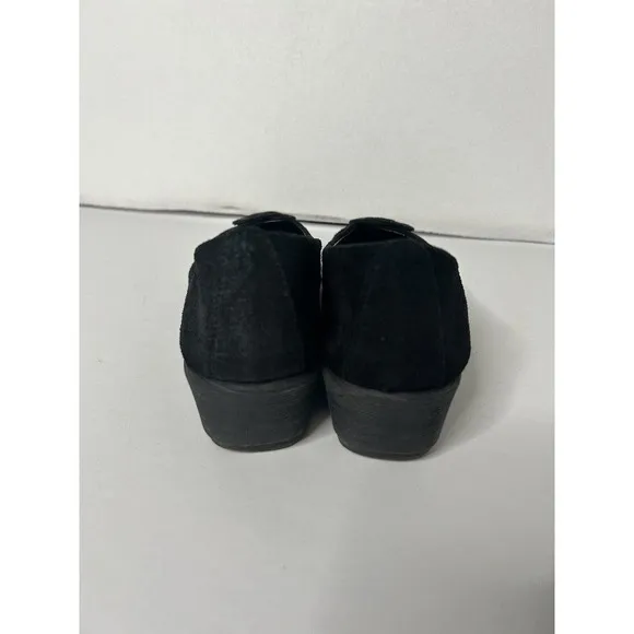 The Flexx Wedge Shoes EU 38 US 7 Medallion Black Suede Slip On