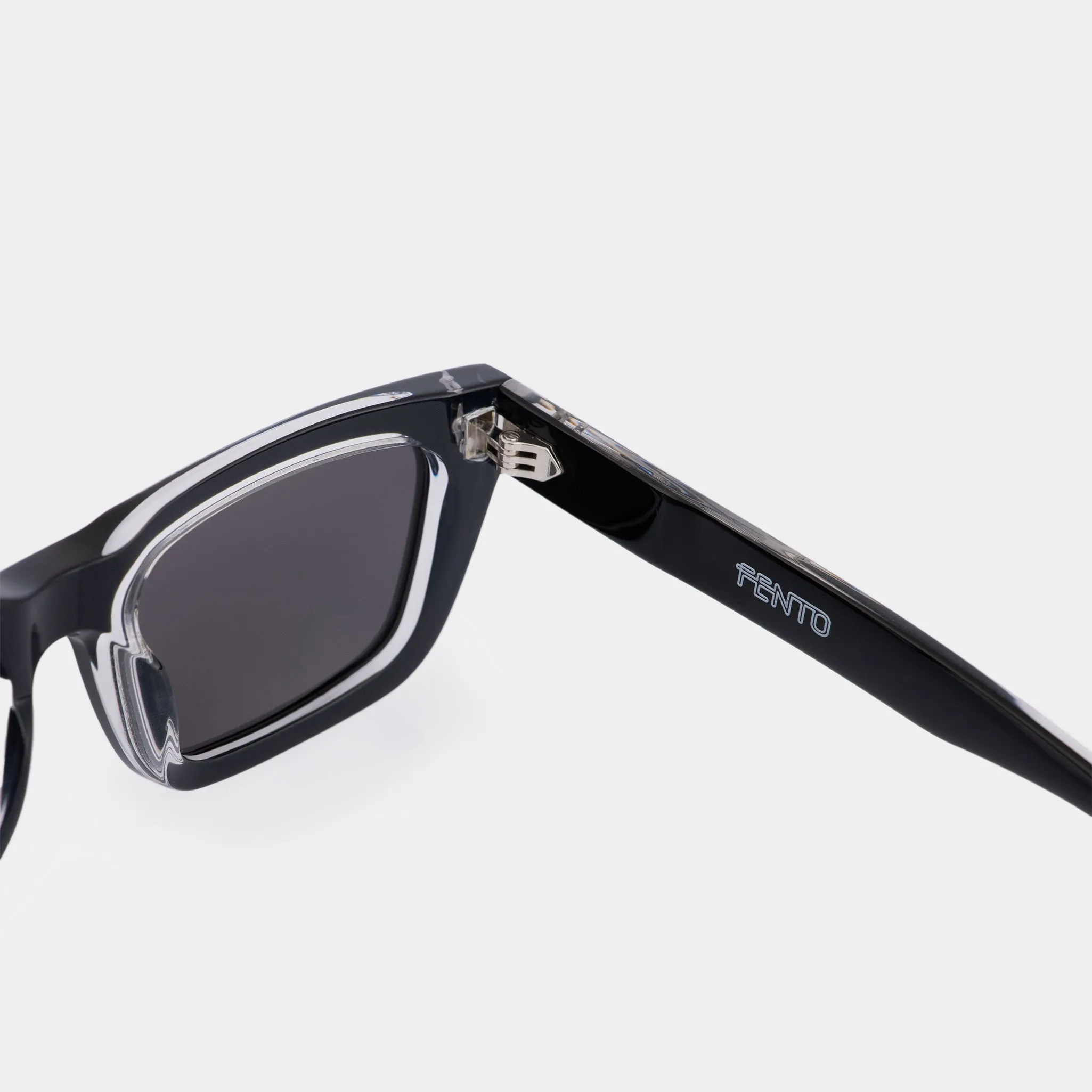 Tom Sunglasses - Black T