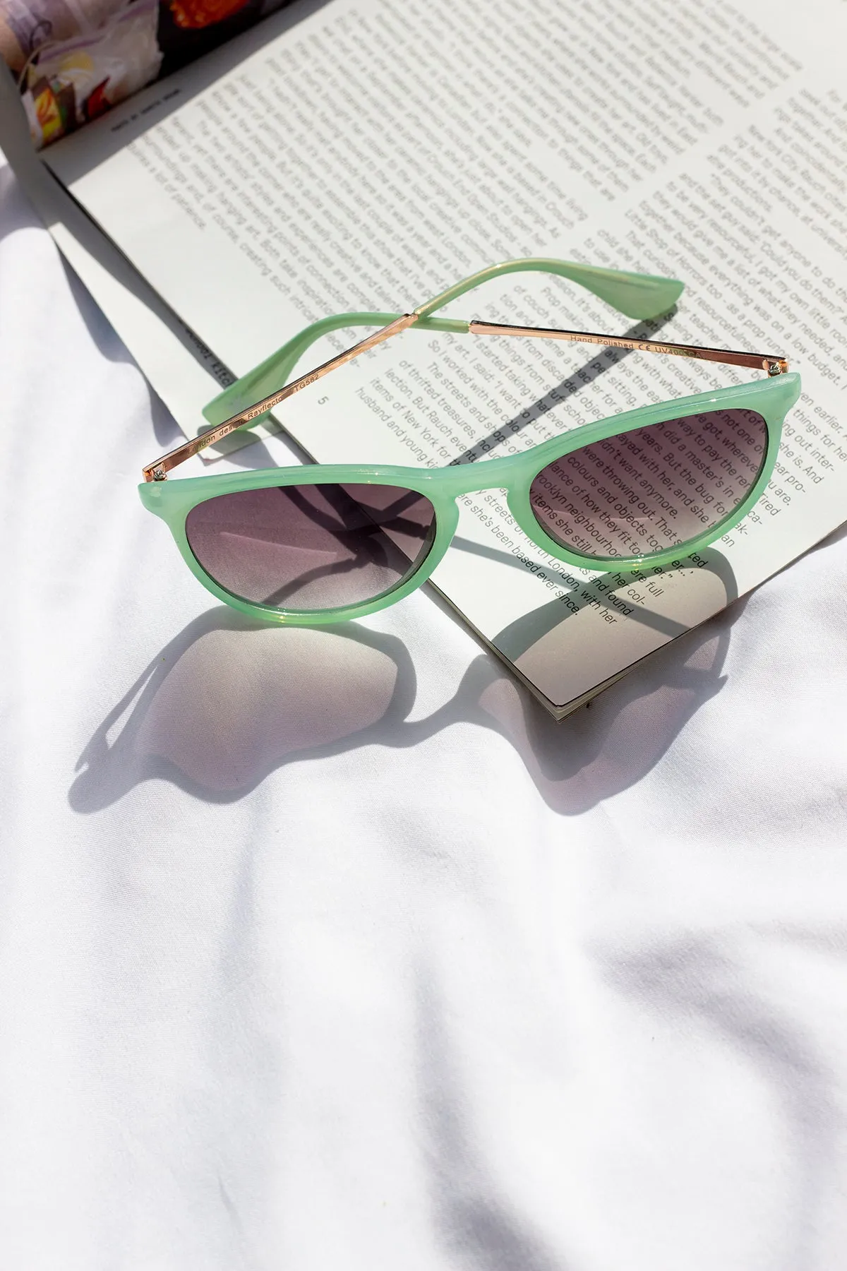 Traditional Style Sunglasses