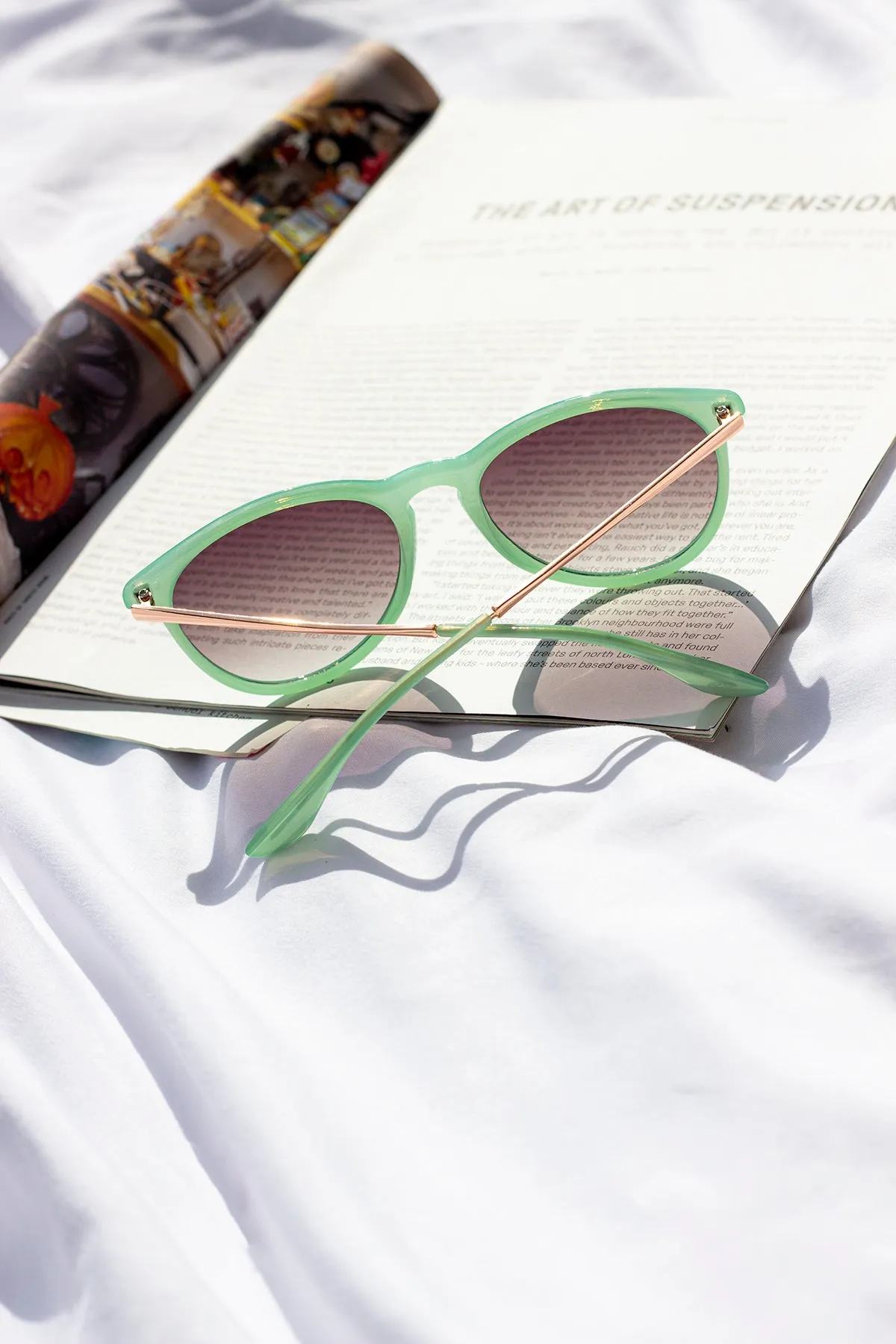 Traditional Style Sunglasses