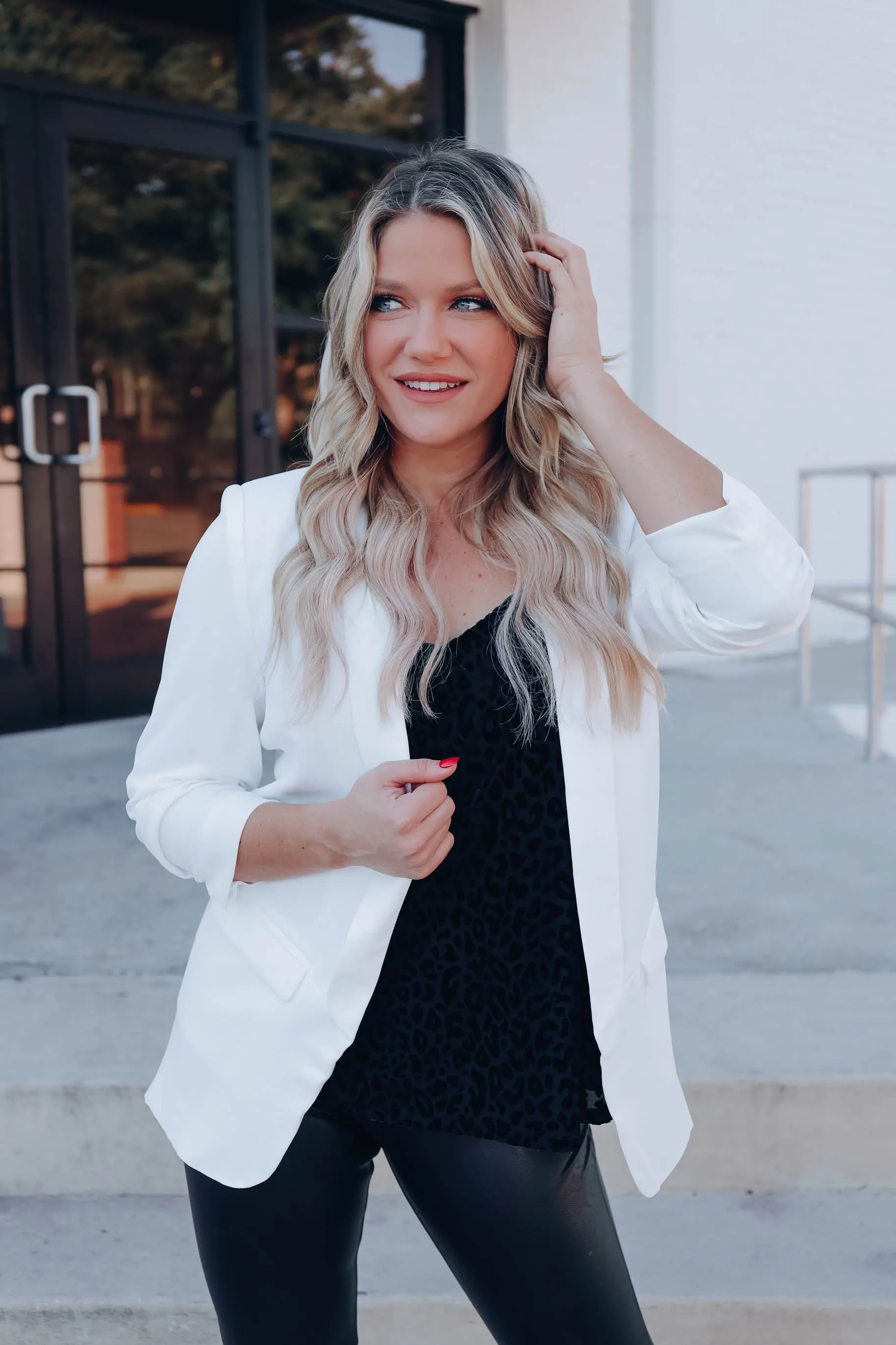 Urban Design Classic Blazer - White