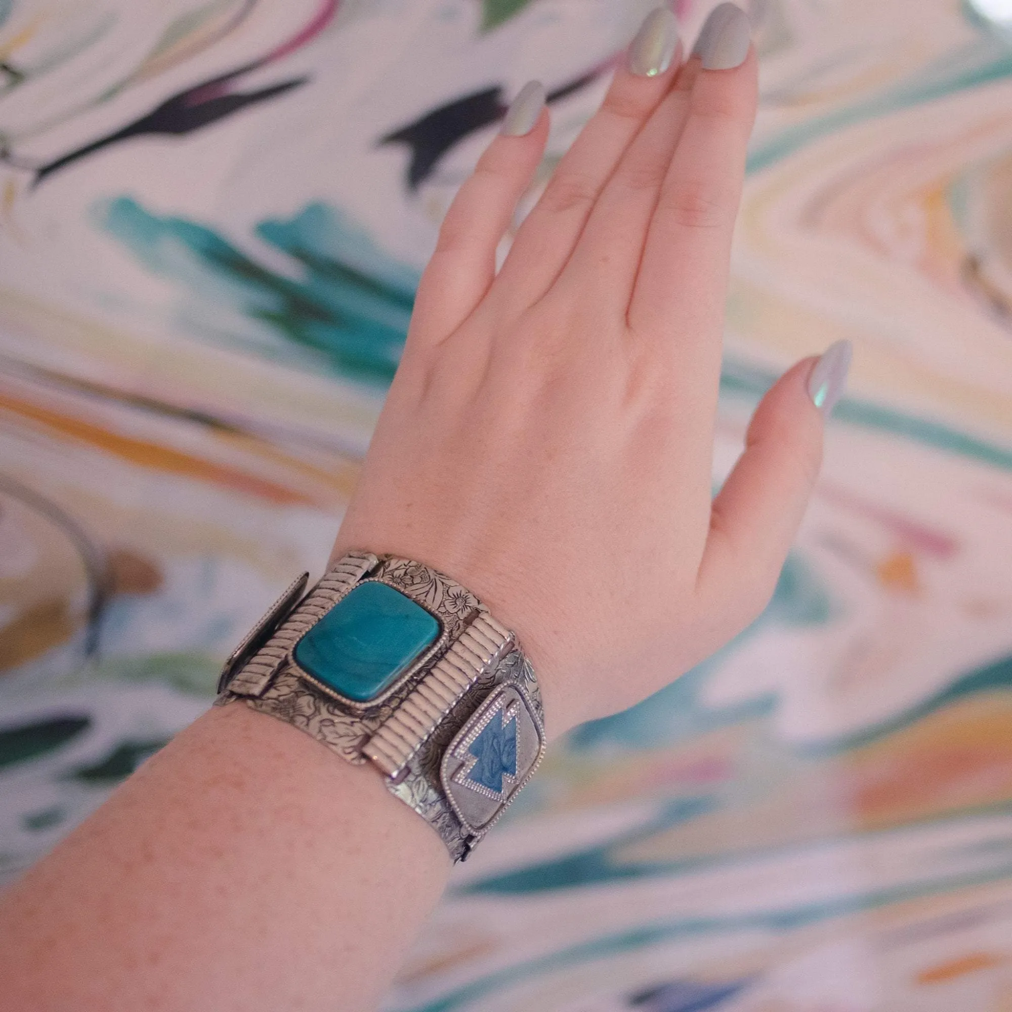 Vintage Boho Chic Mid Century Modern Silver and Turquoise Lucite Chunky Panel Bracelet