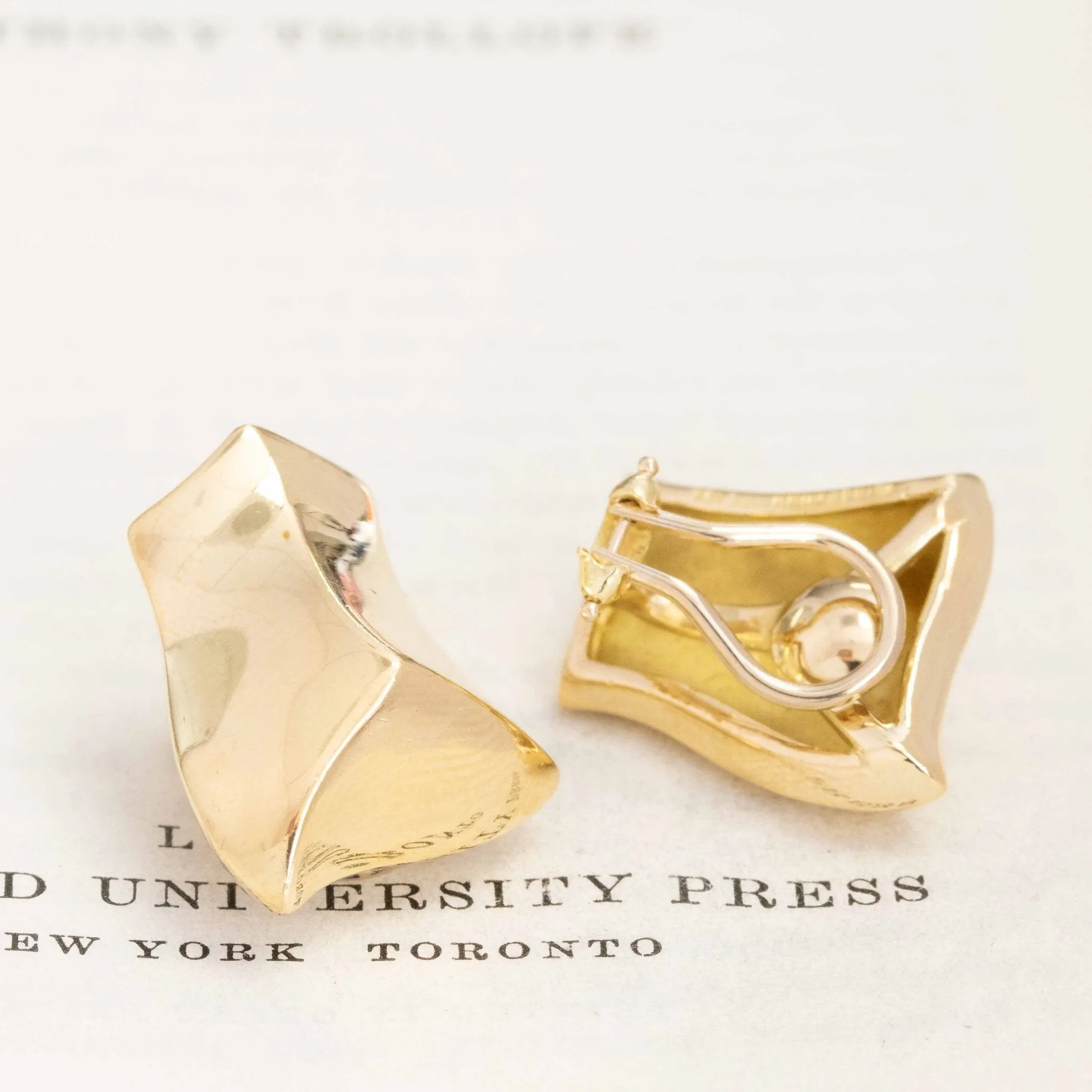 Vintage Freeform Clip on Earrings by Angela Cummings
