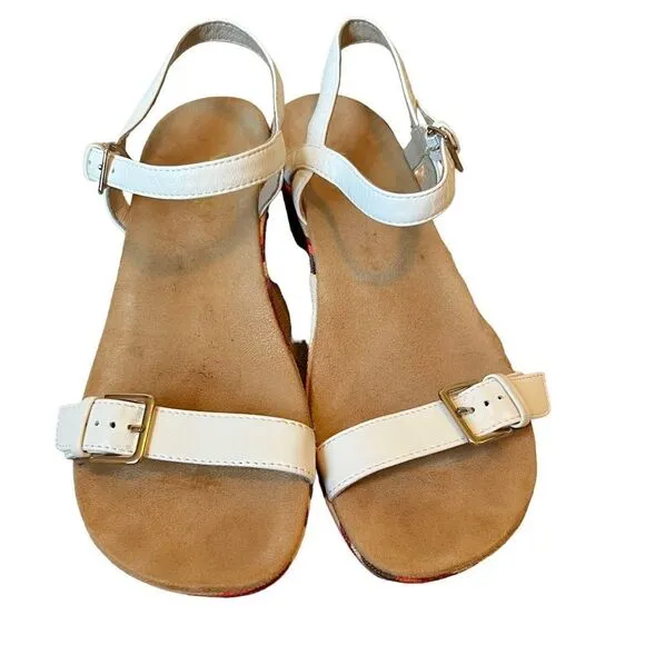 Vionic Enisa White Backstrap Orthotic Wedge Sandal