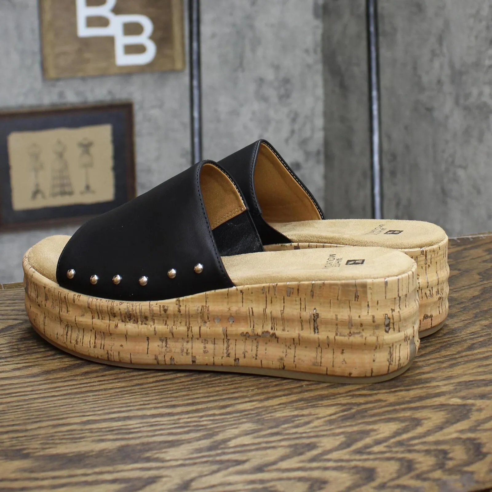 White Mountain Diligent Platform Wedge Slide Sandal Black / Burn / Smooth 9.5M
